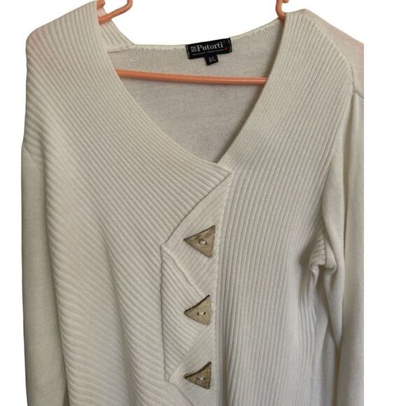Putorti Cream Triangle Button Pullovet Sweater Size Largw - Picture 2 of 5